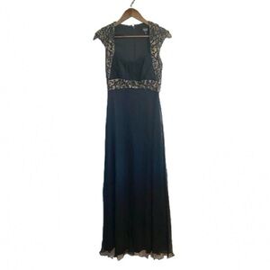 Elegant Tadashi Black Formal Evening Sleeveless Gown Beaded 100% Silk